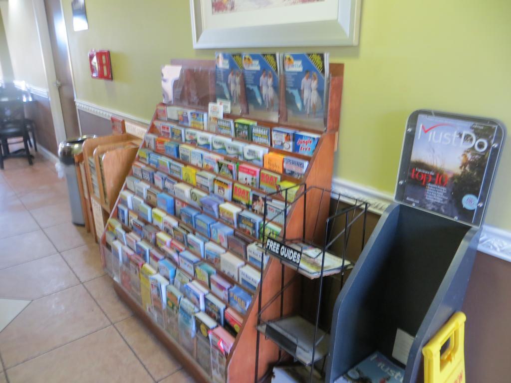 Super 8 By Wyndham Fort Myers Esterno foto